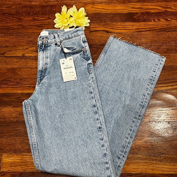 Zara Blue Straight Leg High-Rise Jeans - Picture 5 of 8